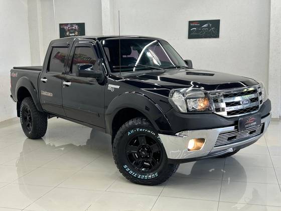 FORD RANGER 3.0 XLT 4X4 CD 16V TURBO ELETRONIC DIESEL 4P MANUAL